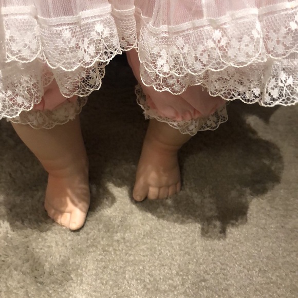 Gorgeous porcelain face baby doll Beautiful red hair adorned w a floral wreath - Picture 7 of 9